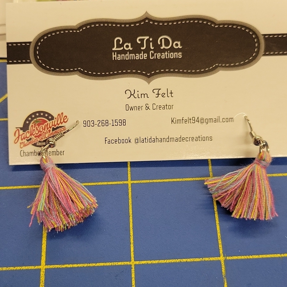 Tassel 1" Dangle Thread Earrings Pinks